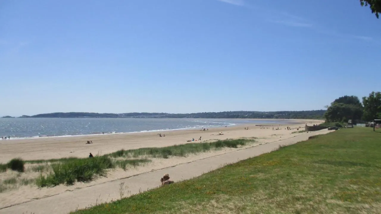 Guest house Beachcomber Swansea